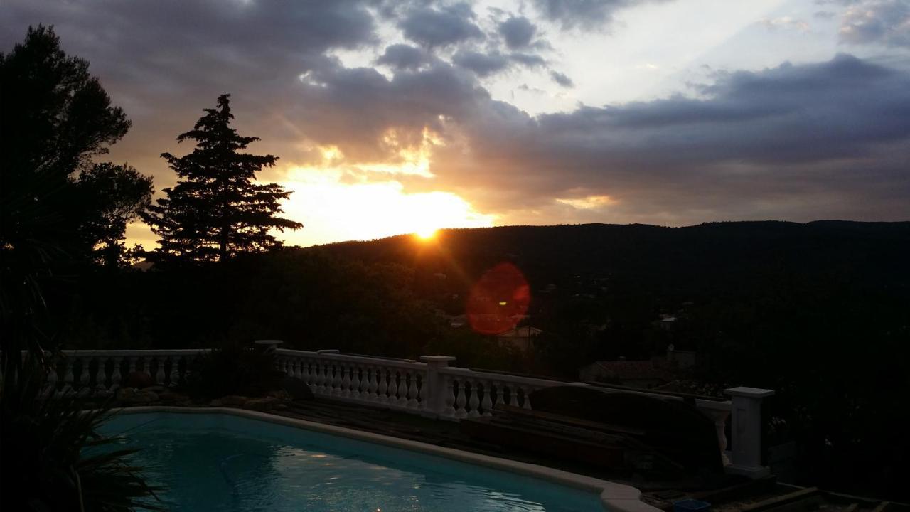 Appartement Vue Montagne Garéoult Dış mekan fotoğraf