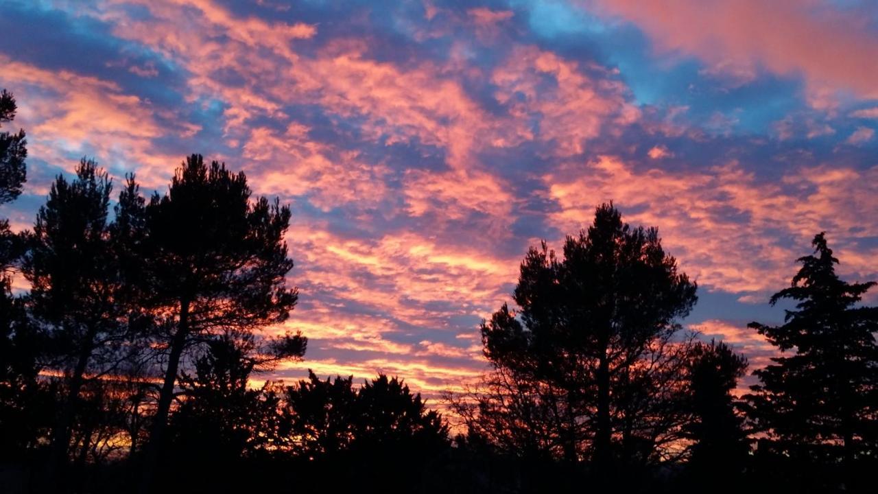 Appartement Vue Montagne Garéoult Dış mekan fotoğraf