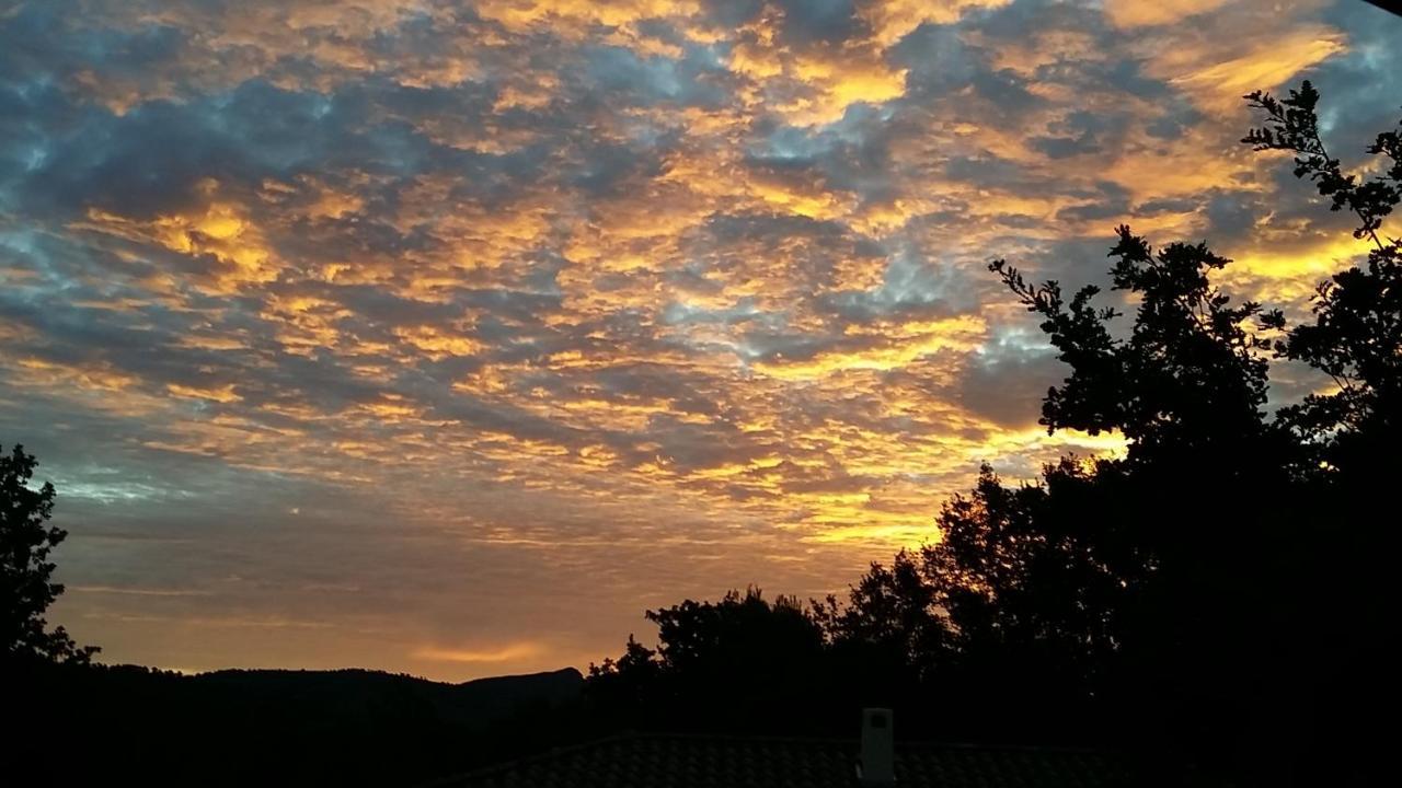 Appartement Vue Montagne Garéoult Dış mekan fotoğraf